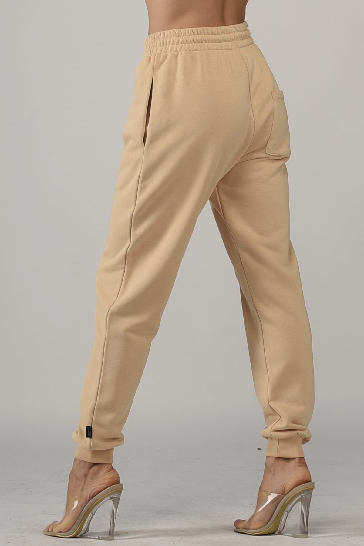 Pantalon bej Elemental Confident Concept Store